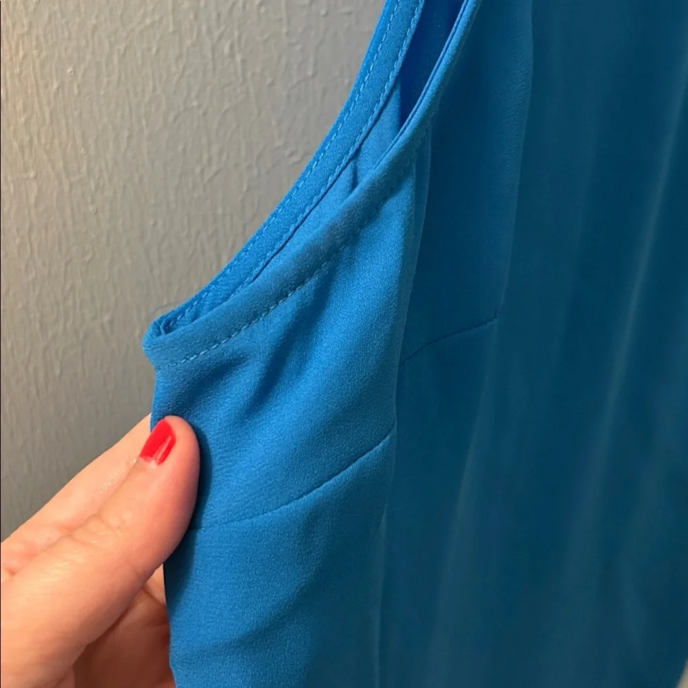 Nine West Vibrant Blue V-Neck Tank Top - Picture 4 of 12